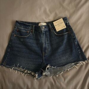 Abercrombie & Fitch High Rise Mom Short